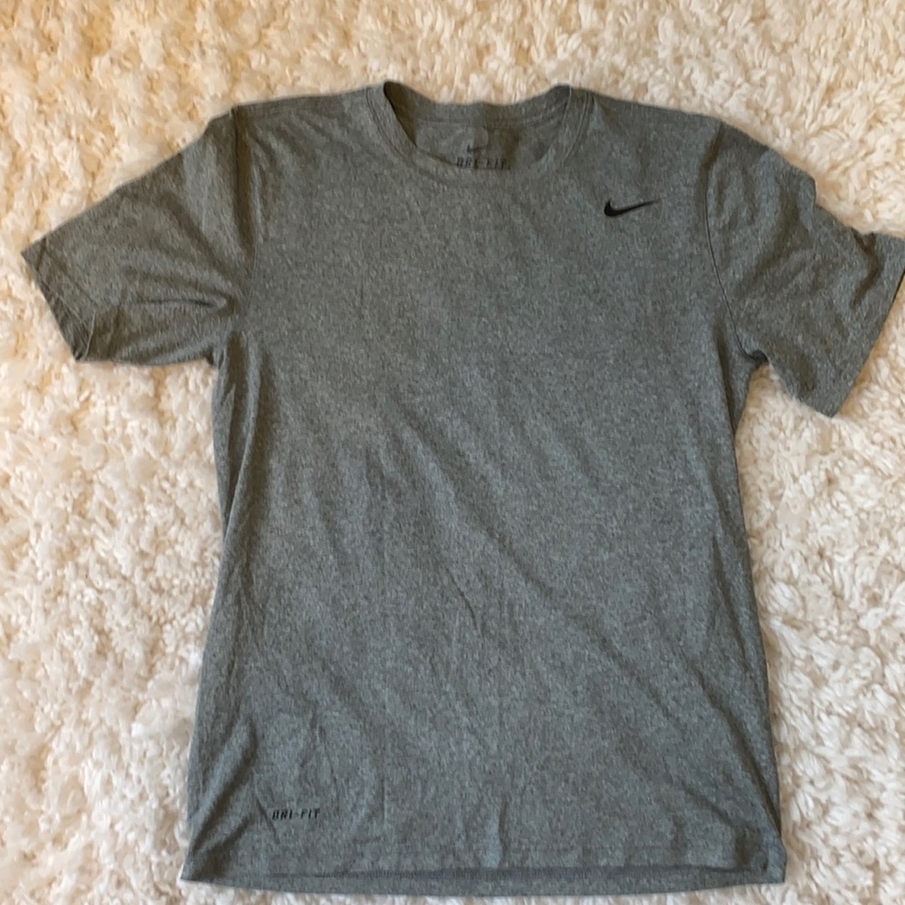 Nike Drifit athletic tee in dark heather grey
